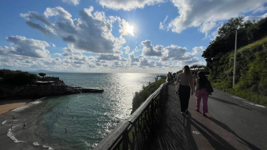 Chemin des piétons à Biarritz