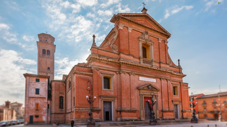 Cathédrale de San Cassiano à Imola, Italie