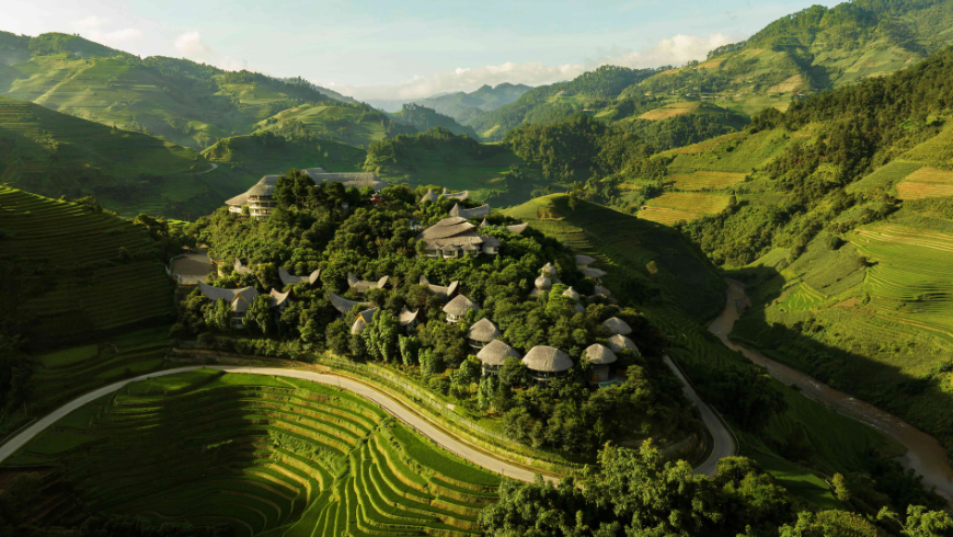 Hôtel écologique dans les montagnes au Vietnam