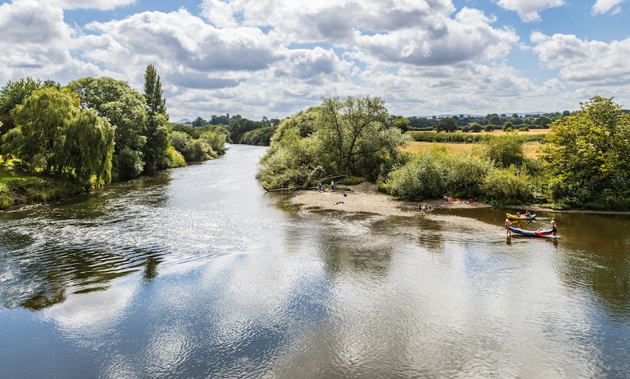 Five warning signs that rivers are polluted – even when they look clean