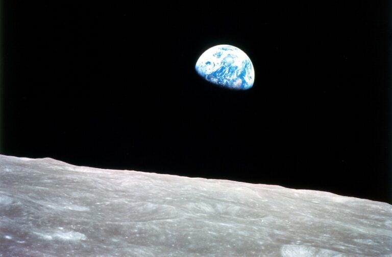 Earthrise to Earthset : comment le climat de la planète a changé depuis la photo qui a inspiré le mouvement écologiste