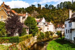Itinéraire dans la Creuse : le meilleur de la nature, des villages pittoresques et des paysages verdoyants de France