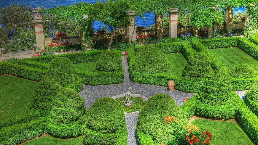 Jardin italien de La Cervara surplombant le golfe du Tigullio à Portofino