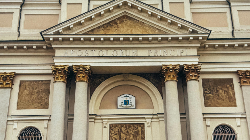 Façade de la cathédrale Saint-Pierre d'Alexandrie