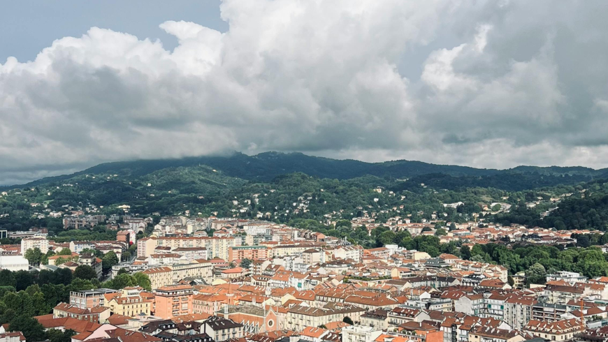 Vue d'Alexandrie d'en haut vers les collines environnantes