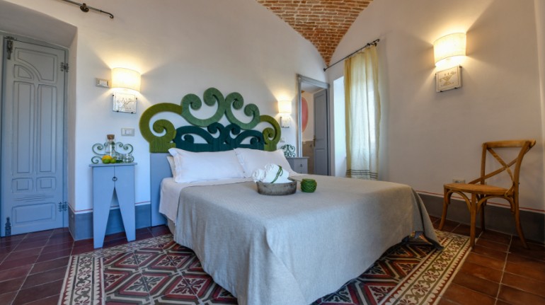 Chambre écologique dans l'hébergement durable Bisos en Sardaigne (Italie)