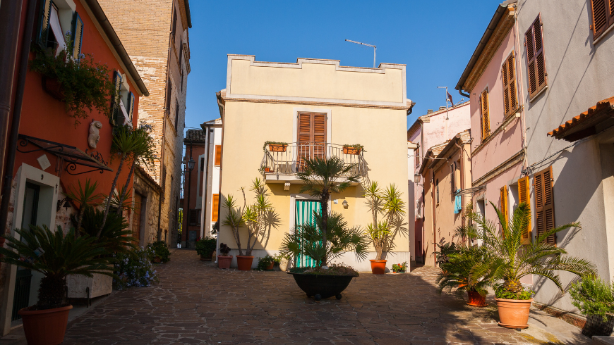 Numana : un incontournable de vos vacances parmi les villages du Conero