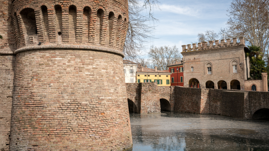 À Parme avec des enfants ? Ne manquez pas Rocca Sanvitale, le château de Fontanellato, l'un des villages les plus fascinants de la région